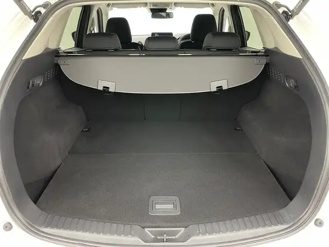 マツダ ＣＸ－５ XD プロアクティブ 岡山県 2022(令4)年 3.6万km スノーフレイクホワイトパールマイカ ドライビングポジションサポートパッケージ/　・運転席10wayパワーシート＆シートメモリー/　・運転席、助手席シートヒーター/　・ステアリングヒーター/360°ビュー・モニター/純正10.25インチナビ/・Bluetooth/CD/DVD/USB/Carplay/フルセグTV/レーダークルーズコントロール/電動リアゲート/純正17インチアルミホイール/ETC/アイドリングストップ/ブラインドスポットモニター/衝突軽減ブレーキ/レーンアシスト/踏み間違い防止/オートブレーキホールド/パドルシフト/ヘッドアップディスプレイ