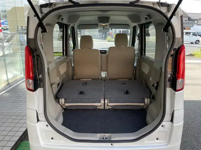 マツダ フレアワゴン XS 高知県 2015(平27)年 6.4万km ホワイトパール 社外７インチナビ/・フルセグＴＶ/。Ｂｌｕｅｔｏｏｔｈオーディオ/・ＣＤ／ＤＶＤ/ＥＴＣ/両側パワースライドドア/衝突被害軽減ブレーキ/オートライト/ワンオーナー/純正フロアマット