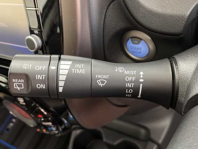 日産 ノート e－パワー メダリスト 鹿児島県 2020(令2)年 2.3万km ダークメタルグレー 純正SDナビ/（AM/FM/CD/DVD/Bluetooth/フルセグ）/アラウンドビューモニター/クルーズコントロール/エマージェンシーブレーキ/レーンキープアシスト/デジタルインナーミラー/ETC/オートライト/純正フロアマット/ドアバイザー/LEDヘッドライト/スマートキー/取扱説明書