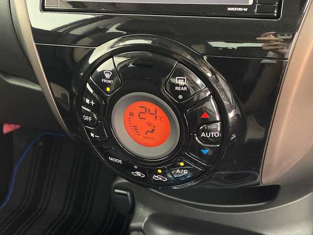 日産 ノート e－パワー メダリスト 鹿児島県 2020(令2)年 2.3万km ダークメタルグレー 純正SDナビ/（AM/FM/CD/DVD/Bluetooth/フルセグ）/アラウンドビューモニター/クルーズコントロール/エマージェンシーブレーキ/レーンキープアシスト/デジタルインナーミラー/ETC/オートライト/純正フロアマット/ドアバイザー/LEDヘッドライト/スマートキー/取扱説明書