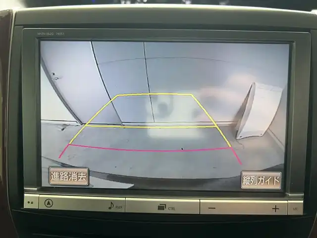 トヨタ ヴォクシー X Lエディション 沖縄県 2013(平25)年 6.6万km 黒 (株)IDOMが運営する【じしゃロンコザ店】の自社ローン専用車両になりますこちらは現金またはオートローンご利用時の価格です。自社ローンご希望の方は別途その旨お申付け下さい/純正ナビ/フルセグＴＶ/Ｂｌｕｅｔｏｏｔｈ接続/ＥＴＣ　　/バックカメラ/片側パワースライドドア　/リモコンキー/純正アルミホイール　/純正フロアマット　/オートライト　/キセノンヘッドライト　
