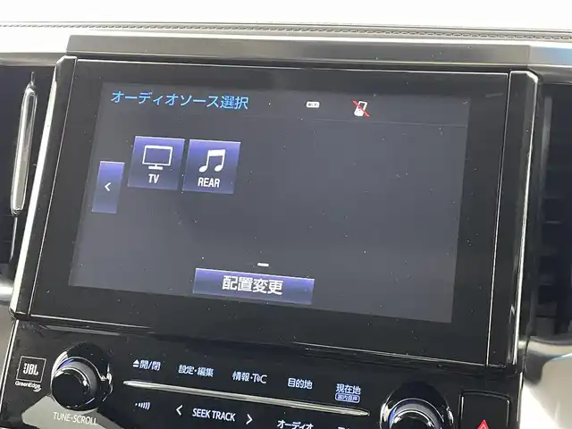 トヨタ アルファード S Cパッケージ 福島県 2017(平29)年 3.7万km ホワイトパールクリスタルシャイン トヨタセーフティセンス/・衝突軽減/・車線逸脱防止機能/・オートハイビーム/・クリアランスソナー/・コーナリングランプ/サンルーフ/フリップダウンモニター/JBLサウンド/純正10インチディスプレイオーディオ/・フルセグ/TV/BT/SD/AUX/CD/DVD/USB/FM/AM/バックカメラ/両側パワースライドドア/追従走行付きクルーズコントロール/LEDオートライト/・フォグライト/3列シート/・パワーシート/・オットマン/・ハーフレザー/・ロールサンシェード/純正アルミホイール付きサマータイヤ/ドライブレコーダー/ETC/電子パーキング/・オートブレーキホールド/純正フロアマット/純正ドアバイザー/ウィンカーミラー/・オートミラー/・フェンダーミラー/MTモード付AT/プッシュスタート/・スマートキー/・スペアキー