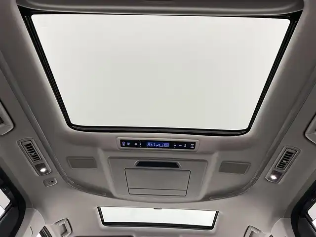 トヨタ アルファード S Cパッケージ 福島県 2017(平29)年 3.7万km ホワイトパールクリスタルシャイン トヨタセーフティセンス/・衝突軽減/・車線逸脱防止機能/・オートハイビーム/・クリアランスソナー/・コーナリングランプ/サンルーフ/フリップダウンモニター/JBLサウンド/純正10インチディスプレイオーディオ/・フルセグ/TV/BT/SD/AUX/CD/DVD/USB/FM/AM/バックカメラ/両側パワースライドドア/追従走行付きクルーズコントロール/LEDオートライト/・フォグライト/3列シート/・パワーシート/・オットマン/・ハーフレザー/・ロールサンシェード/純正アルミホイール付きサマータイヤ/ドライブレコーダー/ETC/電子パーキング/・オートブレーキホールド/純正フロアマット/純正ドアバイザー/ウィンカーミラー/・オートミラー/・フェンダーミラー/MTモード付AT/プッシュスタート/・スマートキー/・スペアキー