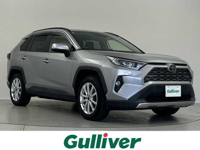 トヨタ ＲＡＶ４ G 福島県 2019(令1)年 4.6万km シルバーメタリック /禁煙車//純正9インチナビ/CD・DVD・BT・フルセグ・MSV//トヨタセーフティセンス//クリアランスソナー//ステアリングヒーター//パワーバックドア//オートハイビーム//BSM//バックカメラ//ETC//ステアリングリモコン//レーダークルーズコントロール//レザーシート//パワーシート//シートヒーター//純正AW付ノーマルタイヤ4本積載