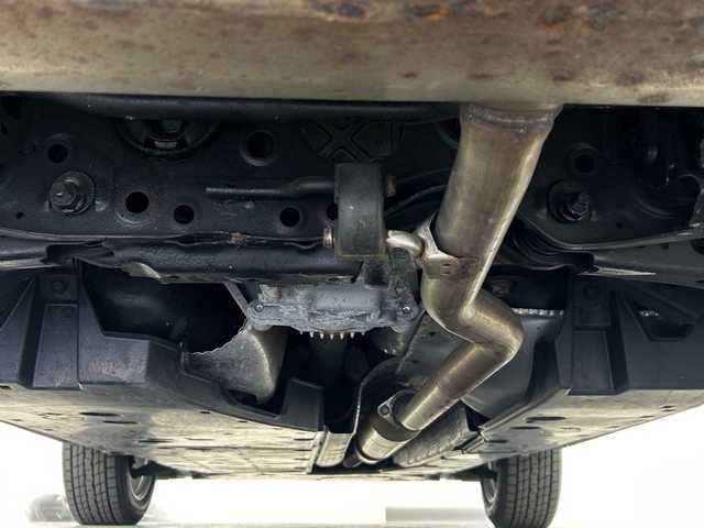 トヨタ ＲＡＶ４ G 福島県 2019(令1)年 4.6万km シルバーメタリック /禁煙車//純正9インチナビ/CD・DVD・BT・フルセグ・MSV//トヨタセーフティセンス//クリアランスソナー//ステアリングヒーター//パワーバックドア//オートハイビーム//BSM//バックカメラ//ETC//ステアリングリモコン//レーダークルーズコントロール//レザーシート//パワーシート//シートヒーター//純正AW付ノーマルタイヤ4本積載