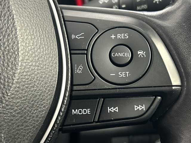 トヨタ ＲＡＶ４ G 福島県 2019(令1)年 4.6万km シルバーメタリック /禁煙車//純正9インチナビ/CD・DVD・BT・フルセグ・MSV//トヨタセーフティセンス//クリアランスソナー//ステアリングヒーター//パワーバックドア//オートハイビーム//BSM//バックカメラ//ETC//ステアリングリモコン//レーダークルーズコントロール//レザーシート//パワーシート//シートヒーター//純正AW付ノーマルタイヤ4本積載