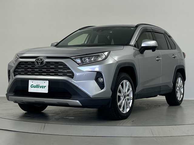 トヨタ ＲＡＶ４ G 福島県 2019(令1)年 4.6万km シルバーメタリック /禁煙車//純正9インチナビ/CD・DVD・BT・フルセグ・MSV//トヨタセーフティセンス//クリアランスソナー//ステアリングヒーター//パワーバックドア//オートハイビーム//BSM//バックカメラ//ETC//ステアリングリモコン//レーダークルーズコントロール//レザーシート//パワーシート//シートヒーター//純正AW付ノーマルタイヤ4本積載