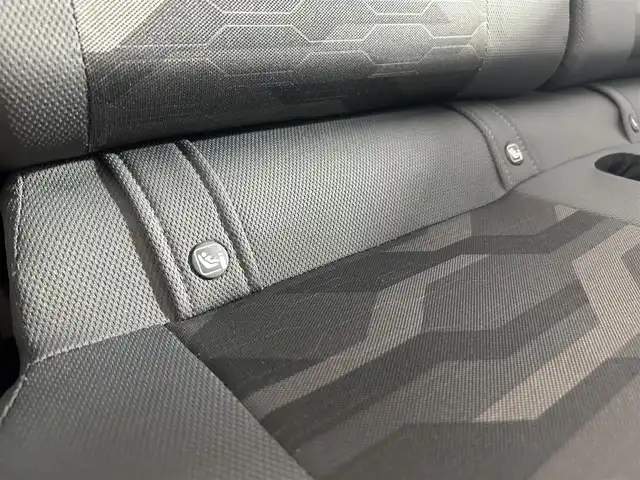 ダイハツ タフト G ターボ 佐賀県 2020(令2)年 2.1万km フォレストカーキメタリック ダークブラッククロムメッキパッケージ/アルパイン7インチメモリナビ/バックモニター/CD/DVD/BT/SD/FM.AM/スマートアシスト/オートハイビーム/レーダークルーズコントロール/ナビ連動前方ドライブレコーダー/コーナーセンサー/シートヒーター(運転席/助手席)/ルーフレール/ステアリングスイッチ/アイドリングストップ/ハンズフリー通話/保証書/取扱説明書