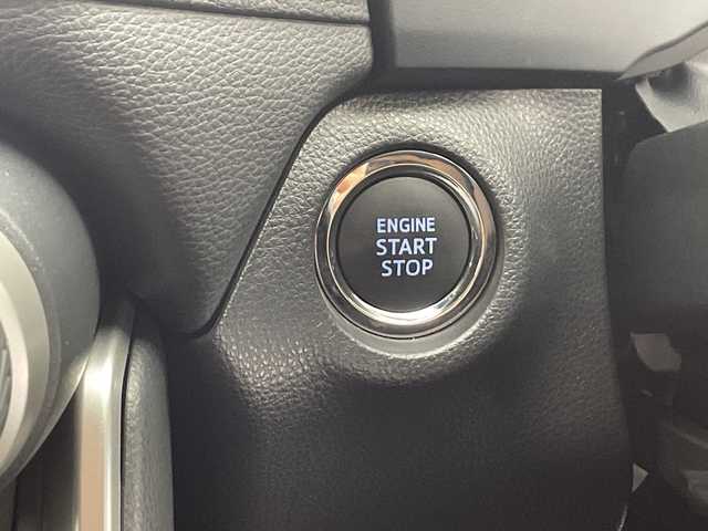 トヨタ ＲＡＶ４ G Zパッケージ 千葉県 2023(令5)年 0.8万km プラチナホワイトパールマイカ モデリスタエアロ（F・S・R)/トヨタセーフティセンス/プリクラッシュセーフティ/レーントレーシングアシスト/レーンディパーチャーアラート/ロードサインアシスト/レーダークルーズコントロール/オートマチックハイビーム/先行車発進アラーム/ブラインドスポットモニター/リアクロストラフィックアラート/前後クリアランスソナー/10.5型純正ディスプレイオーディオ/　Bluetooth/AppleCarplay/AndroidAuto/AM/FM/フルセグTV/パノラミックビューモニター/ビルトインETC/サンルーフ/デジタルインナーミラー/純正ドライブレコーダー/パワーバックドア/合皮シート/ステアリングヒーター/前席シートヒーター/前席エアーシート/運転席パワーシート/シートメモリ/オートライト/LEDヘッドライト/フォグランプ/ダウンヒルアシスト/電子パーキング/オートブレーキホールド/プッシュスタート/スマートキー
