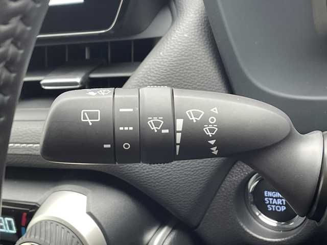 トヨタ ＲＡＶ４ G Zパッケージ 千葉県 2023(令5)年 0.8万km プラチナホワイトパールマイカ モデリスタエアロ（F・S・R)/トヨタセーフティセンス/プリクラッシュセーフティ/レーントレーシングアシスト/レーンディパーチャーアラート/ロードサインアシスト/レーダークルーズコントロール/オートマチックハイビーム/先行車発進アラーム/ブラインドスポットモニター/リアクロストラフィックアラート/前後クリアランスソナー/10.5型純正ディスプレイオーディオ/　Bluetooth/AppleCarplay/AndroidAuto/AM/FM/フルセグTV/パノラミックビューモニター/ビルトインETC/サンルーフ/デジタルインナーミラー/純正ドライブレコーダー/パワーバックドア/合皮シート/ステアリングヒーター/前席シートヒーター/前席エアーシート/運転席パワーシート/シートメモリ/オートライト/LEDヘッドライト/フォグランプ/ダウンヒルアシスト/電子パーキング/オートブレーキホールド/プッシュスタート/スマートキー