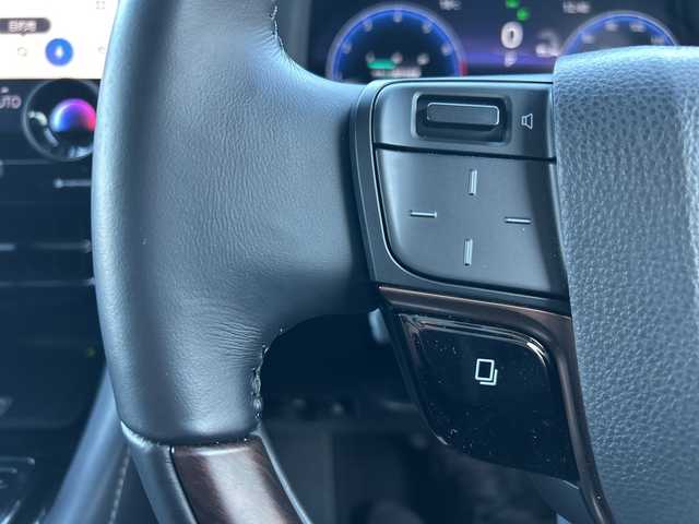 トヨタ アルファード Z 大阪府 2024(令6)年 1.7万km プラチナホワイトパールマイカ ナビ　/フルセグ　/Bluetooth　/ＨＤＭＩ/全方位カメラ　/パノラマルーフ（ＯＰ）/フリップダウンモニター　（ＯＰ）/デジタルインナーミラー　（ＯＰ）/ブラインドスポットモニター（ＯＰ）　/ヘッドアップディスプレイ　（ＯＰ）/スペアタイヤ　（ＯＰ）/モデリスタエアロ　（ＯＰ）/純正シグネチャーイルミブレード（ＯＰ）/AC100V/両側パワースライド/パワーバックドア/レザーシート　/シートヒーター（前席・2列目）/エアーシート（前席・2列目）/ビルトイン2.0ＥＴＣ　（ＯＰ）