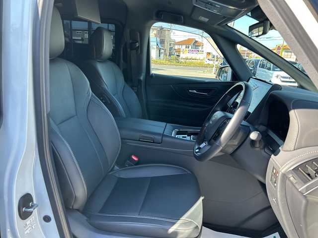 トヨタ アルファード Z 大阪府 2024(令6)年 1.7万km プラチナホワイトパールマイカ ナビ　/フルセグ　/Bluetooth　/ＨＤＭＩ/全方位カメラ　/パノラマルーフ（ＯＰ）/フリップダウンモニター　（ＯＰ）/デジタルインナーミラー　（ＯＰ）/ブラインドスポットモニター（ＯＰ）　/ヘッドアップディスプレイ　（ＯＰ）/スペアタイヤ　（ＯＰ）/モデリスタエアロ　（ＯＰ）/純正シグネチャーイルミブレード（ＯＰ）/AC100V/両側パワースライド/パワーバックドア/レザーシート　/シートヒーター（前席・2列目）/エアーシート（前席・2列目）/ビルトイン2.0ＥＴＣ　（ＯＰ）