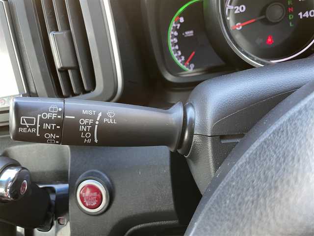 ホンダ Ｎ ＯＮＥ G Lパッケージ 岡山県 2013(平25)年 18.2万km ミラノレッド 登録時走行距離181788km/社外SDナビ/(AM/FM/DISC/TV/BT)/ETC/アイドリングストップ/社外サウンド/(carrozzeria)/プッシュスタート/スマートキー/スペアキー/純正14インチアルミホイール/シートカバー/パワーウィンドウ/パワーステアリング/キセノンヘッドライト