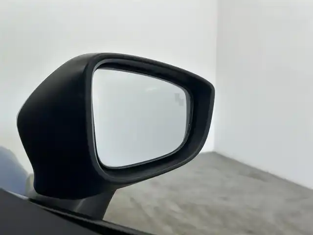 マツダ デミオ 15Sツーリング 千葉県 2019(平31)年 4.9万km ダイナミックブルーマイカ 禁煙車/純正ナビ/フルセグＴＶ/CD＆DVD/スマートシティブレーキサポート/ブラインドスポットモニター/レーンキープアシスト/シートヒーター/全方位カメラ　/ヘッドアップディスプレイ/ＥＴＣ　/電動格納サイドミラー　/前後コーナーセンサー/シートリフター　/ＬＥＤヘッドライト　/フォグランプ/アイドリングストップ/ウィンカーミラー/プッシュスタート/ISOFIX