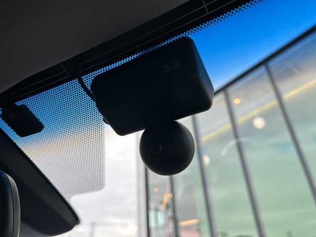 トヨタ カムリ WSレザーパッケージ 岐阜県 2018(平30)年 3.8万km エモーショナルレッドⅡ 登録時走行距離：37250km/TコネクトSDナビ/バックモニター/フルセグテレビ・Bluetooth・CD/レーダークルーズコントロール/ブラインドスポットモニター/前方ドライブレコーダー/レザーシート/シートヒーター/禁煙車/コーナーセンサー/レーンキープアシスト/LEDヘッドライト/オートライト/オートマチックハイビーム/電動リアゲート/USB/パドルシフト/アイドリングストップ