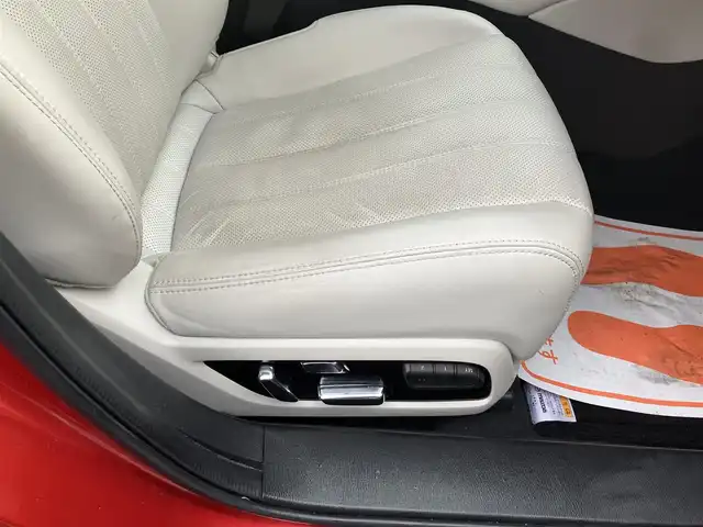 マツダ マツダ６ワゴン XD Lパッケージ 広島県 2019(令1)年 4.4万km ソウルレッドクリスタルM スマートブレーキサポート/マツダコネクトナビ/360度モニター/ホワイトレザーシート/4WD車/シートヒーター（運転席・助手席）/ベンチレーションシート（運転席・助手席）/パワーシート（運転席・助手席）/フルセグTV/Bluetooth/ステアリングヒーター/レーダークルーズ/ヘッドアップディスプレイ/ブラインドスポットモニタリング/レーンキープアシスト/ルーフレール/新車保証書/取扱説明書/スペアキー