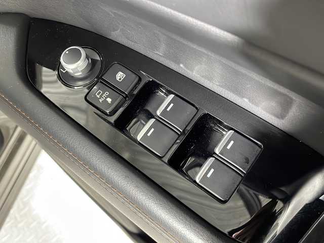 マツダ ＣＸ－５ XD Lパッケージ 神奈川県 2018(平30)年 5.1万km チタニウムフラッシュマイカ マツダコネクト7型SDナビゲーション/フルセグ　CD DVD　AM FM Bluetooth　USB　AUX/360度ビューモニター/BOSEサウンドシステム/電動リアゲート/アドバンストスマートシティブレーキサポート/後退時スマートシティブレーキサポート/誤発進抑制機能/スマートシティブレーキサポート/レーダークルーズコントロール/ブラインドスポットモニタリング/車線逸脱警報システム/レーンキープアシストシステム/リアパーキングセンサー/ドライバーアテンションアラート/オートハイビーム/標識認識システム/クリアランスソナー/アイドリングストップ/電子パーキング/オートホールド/革シート/全席シートヒーター/前席パワーシート