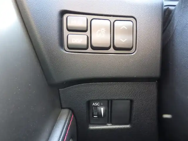 レクサス ＮＸ 200t Fスポーツ 千葉県 2014(平26)年 5.6万km プラチナムシルバーメタリック Lexus Safety System+/・プリクラッシュセーフティ/・レーンディパーチャーアラート/・オートハイビーム/・レーダークルーズコントロール/ガラスルーフ/パワーバックドア/レザーシート/前席パワーシート/エアシート/シートヒーター/純正SDナビ/地デジTV/【BD/DVD/CD再生機能　Bluetooth接続】/パノラミックビューモニター/ステアリングヒーター/ETC（2.0）/LEDヘッドライト/フォグライト/ウインカーミラー/クリアランスソナー/純正18インチアルミホイル/サイド/カーテンエアバッグ/スマートキー
