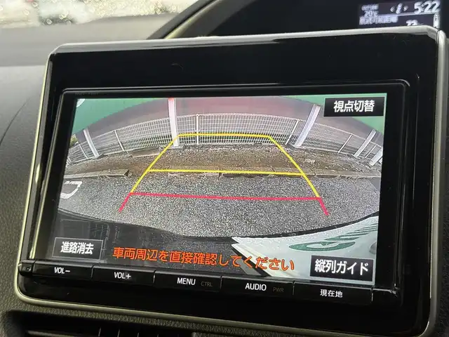 トヨタ ヴォクシー ZS 煌Ⅱ 千葉県 2016(平28)年 6万km ブラック 純正SDナビ/　(CD/DVD/SD/Bluetooth)/フルセグTV/バックカメラ/ALPINEフリップダウンモニター/前後ドライブレコーダー (DRV-MR480D)/ETC/ステアリングスイッチ/プリクラッシュセーフティ/レーンディパーチャーアラート/アイドリングストップ/プッシュエンジンスタート/スマートキー×2/両側パワースライドドア/リア席サイドサンシェード/オートライト/LEDヘッドライト/フォグランプ/ウィンカー付き電動格納ミラー/ドアバイザー/純正フロアマット/取扱説明書