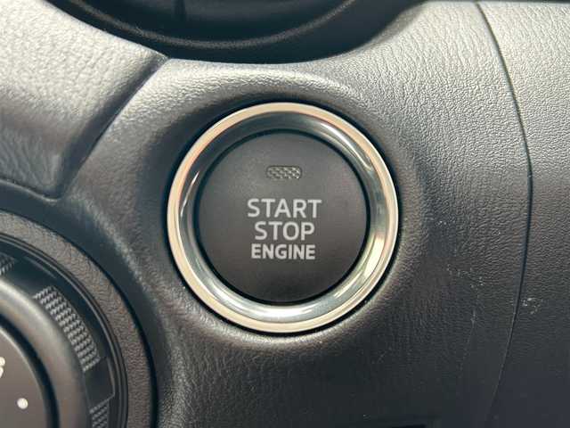マツダ ロードスター 990S 滋賀県 2022(令4)年 1.5万km ソウルレッドクリスタルM ガソリン/2WD(FR)/6速MT/純正オーディオ/（AM/FM）/プリクラッシュブレーキアシスト	/ブラインド・スポット・モニタリング/ヒル・ローンチ・アシスト/ブレンボキャリパー/RAYS純正ホイール16インチ/ミラー一体型ドライブレコーダー/レーンキープアシスト/横滑り防止/リアコーナーセンサー/ステアリングスイッチ/オートライト/LEDヘッドライト/スマートキー/革巻きステアリング/パワーウィンドウ