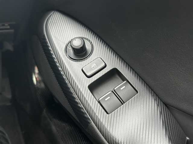 マツダ ロードスター 990S 滋賀県 2022(令4)年 1.5万km ソウルレッドクリスタルM ガソリン/2WD(FR)/6速MT/純正オーディオ/（AM/FM）/プリクラッシュブレーキアシスト	/ブラインド・スポット・モニタリング/ヒル・ローンチ・アシスト/ブレンボキャリパー/RAYS純正ホイール16インチ/ミラー一体型ドライブレコーダー/レーンキープアシスト/横滑り防止/リアコーナーセンサー/ステアリングスイッチ/オートライト/LEDヘッドライト/スマートキー/革巻きステアリング/パワーウィンドウ