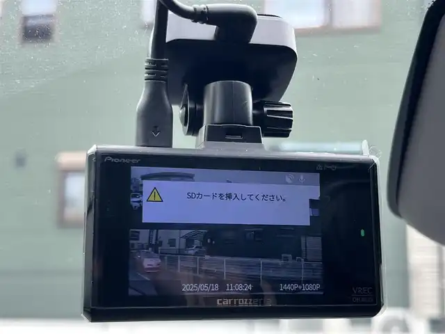 ルノー ルノー キャプチャー インテンス テックパック 静岡県 2022(令4)年 0.6万km パールⅡ レザーシート/ブラインドスポットアシスト/純正ディスプレイオーディオ/(Bluetooth/CarPlay)/衝突被害軽減システム/360°カメラ/アダプティブクルーズコントロール/レーンキープアシスト/パーキングアシスト/パワーシート /シートヒーター /スマートキー/ETC/ドライブレコーダー/フロアマット/純正18インチアルミホイール