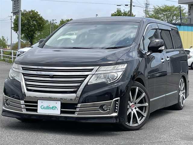 日産 エルグランド ライダー ブラックライン黒本革 パワーシート 道央・札幌 2015(平27)年 4.4万km ファントムブラック ４WD/ワンオーナー/ローダウン/純正ディーラーOPナビ/CD/DVD/BT/フルセグ/純正フリップダウンモニター/インテリジェントブレーキアシスト/横滑り防止装置/レーダークルーズコントロール/クリアランスソナー/アラウンドビューモニター/ビルトインETC/ドライブレコーダー/デジタルインナーミラー/センターデフロック/ECOMODE/両側パワースライドドア/パワーバックドア/前席パワーシート/前席シートヒーター/D席メモリーシート/N席/２列目オットマン/レザーシート/革巻きステアリング/ステアリングリモコン/AC100V/MTモード付AT/プッシュスタート/スマートキー/LEDヘッドライト/オートライト/フォグランプ/電動格納ミラー/ウィンカーミラー/純正フロアマット/ドアバイザー/純正AW付冬タイヤ積込/225/55/R18/2016年/山6mm