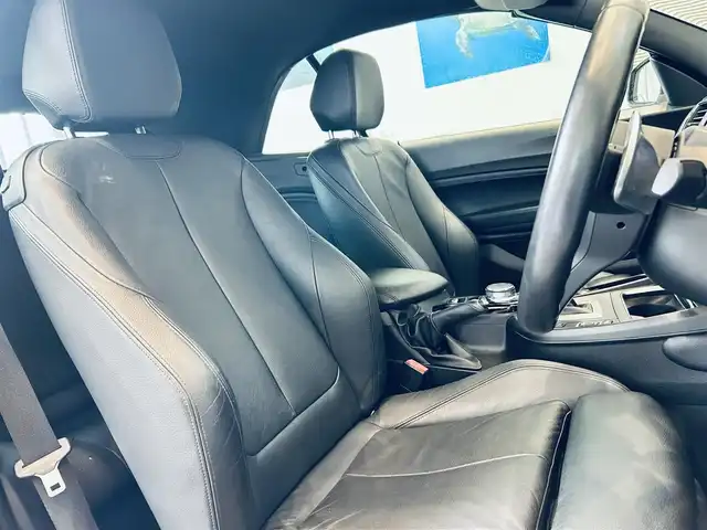 ＢＭＷ ２２０ｉ カブリオレ Mスポーツ 大阪府 2018(平30)年 3.2万km 白 ACC/黒革/パワーシート/シートヒーター/Dシートメモリ/純正ナビ/バックカメラ/インテリジェントセーフティ/純正18インチAW/LEDヘッドライト/クリアランスソナー/電動ソフトトップ