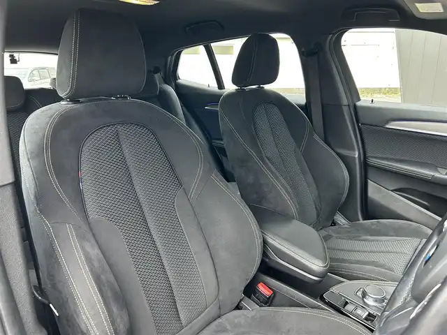 ＢＭＷ Ｘ２ xDrive20i MスポーツX 道東・釧路十勝 2018(平30)年 2.3万km アルピンホワイトⅢ アクティブクルーズコントロール/メモリ付きパワーシート/シートヒーター(前席)/純正HDDナビ/CD/DVD/BT/USB/ヘッドアップディスプレイ/社外ドライブレコーダー(前後)/バックカメラ/パワーバックドア/アンビエントライト/純正20インチAW/パドルシフト/LEDヘッドライト/オートライト/フロント/リアフォグライト/インテリジェントセーフティ/ミラーETC