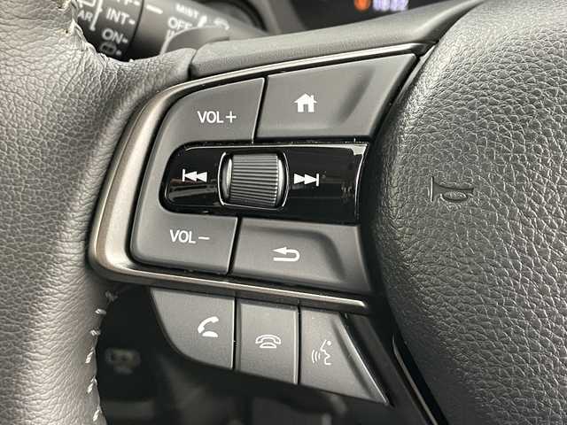 ホンダ ＷＲ－Ｖ Z+ 大分県 2024(令6)年 0.4万km クリスタルブラックパール 純正9インチナビ/バックカメラ/Bluetooth/TV・FM・AM/ルーフレール/レーダークルーズ/レーンキープ/ＬＥＤヘッドライト/パドルシフト/プッシュスタート/ハーフレザーシート/クリアランスソナー/ドライブレコーダー/衝突軽減システム/フロアマット/ドアバイザー