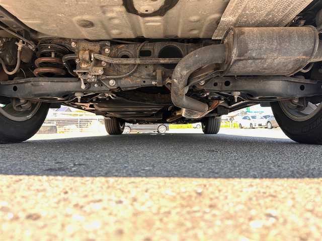 レクサス ＮＸ 300h Iパッケージ 宮城県 2015(平27)年 8.5万km ソニックチタニウム パノラマルーフ/プリクラッシュセーフティシステムセット/・ミリ波レーダー式プリクラッシュセーフティシステム/・レーダークルーズコントロール/レーンディパーチャーアラートセット/・ステアリング制御付レーンディパーチャーアラート/・オートマチックハイビーム/ソナーセット/・クリアランスソナー/・バックソナー/＝＝＝/純正ナビ/・CD/DVD/・Bluetooth/・フルセグTV/サイドカメラ/バックカメラ/ビルトインETC/ドライブレコーダー/L_texシート（合皮）/シートヒーター/パワーシート（運転席メモリー機能付）/革巻きステアリング/ステアリングヒーター/パドルシフト/ステアリングスイッチ/電動パーキングブレーキ/ブレーキホールド/角型3眼LEDヘッドランプ/フォグランプ/オートライト/スマートキー＆プッシュスタート/電動格納ミラー/純正17インチAW/純正フロアマット/トノカバー/W/サイド/カーテンエアバッグ