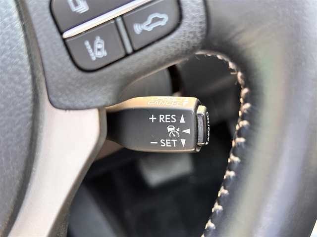 レクサス ＮＸ 300h Iパッケージ 宮城県 2015(平27)年 8.5万km ソニックチタニウム パノラマルーフ/プリクラッシュセーフティシステムセット/・ミリ波レーダー式プリクラッシュセーフティシステム/・レーダークルーズコントロール/レーンディパーチャーアラートセット/・ステアリング制御付レーンディパーチャーアラート/・オートマチックハイビーム/ソナーセット/・クリアランスソナー/・バックソナー/＝＝＝/純正ナビ/・CD/DVD/・Bluetooth/・フルセグTV/サイドカメラ/バックカメラ/ビルトインETC/ドライブレコーダー/L_texシート（合皮）/シートヒーター/パワーシート（運転席メモリー機能付）/革巻きステアリング/ステアリングヒーター/パドルシフト/ステアリングスイッチ/電動パーキングブレーキ/ブレーキホールド/角型3眼LEDヘッドランプ/フォグランプ/オートライト/スマートキー＆プッシュスタート/電動格納ミラー/純正17インチAW/純正フロアマット/トノカバー/W/サイド/カーテンエアバッグ