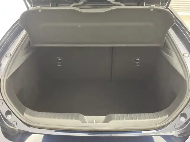 マツダ マツダ３ファストバック 15S ツーリング 三重県 2020(令2)年 2.6万km ディープクリスタルブルーマイカ 禁煙車/マツダコネクトナビ/　フルセグTV/DVD/USB/Bluetooth/全方位カメラ/デュアルオートAC/MTモード付きAT/革巻きステアリング/ステアリングスイッチ/レーダークルーズコントロール/PCS/LKA/BSM/オートハイビーム/前後コーナーセンサー/アイドリングストップ/ETC/純正LEDヘッドライト/サイド/カーテンエアバック