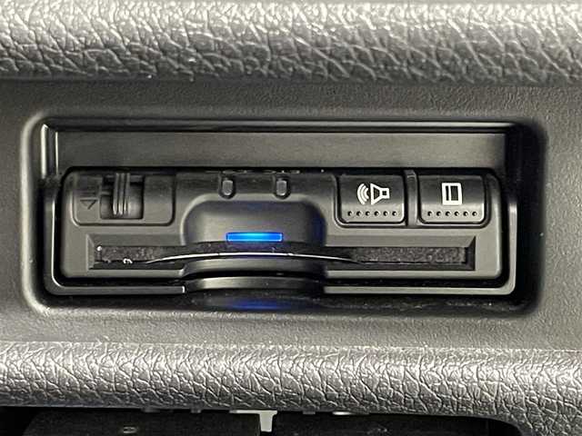 日産 エクストレイル 20Xi 大阪府 2019(平31)年 2.7万km ブリリアントホワイトパール ProPILOT 純正9incナビ(フルセグ/DVD再生/Bluetooth) 360カメラ ETC デジタルインナーミラー 革シート 電動リアゲート 衝突軽減 レーダーC BSM クリアランスソナー