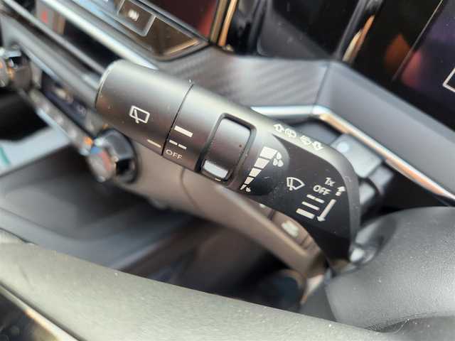 日産 ノート X FOUR 群馬県 2021(令3)年 5.2万km ピュアホワイトパール 〇ワンオーナー/〇純正ナビ/・フルセグTV/・Bluetooth/・Apple CarPlay/〇バックカメラ/〇アラウンドビューモニター/〇ドライブレコーダー/〇全方位運転支援システム/・インテリジェントエマージェンシーブレーキ/・踏み間違い衝突防止アシスト/・車両逸脱警報/○インテリジェントルームミラー/〇LEDヘッドランプ/〇オートライト/〇LEDフロントフォグランプ/〇社外16インチAW/〇オートエアコン/〇シートヒーター/〇USB電源ソケット（タイプC）/〇インテリジェントキー/プッシュパワースターター/〇禁煙車