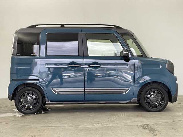 スズキ スペーシア ギア HYBRID XZターボ 鹿児島県 2020(令2)年 2.2万km デニムブルー ガンメタリック 2トーン 社外8インチナビ/（CD/DVD/BT/フルセグTV）/両側パワースライドドア/衝突被害軽減ブレーキ/全方位カメラ/ルーフレール/ドライブレコーダー/シートヒーター/オートライト/後席サンシェード/ビルトインETC/スマートキー/プッシュスタート