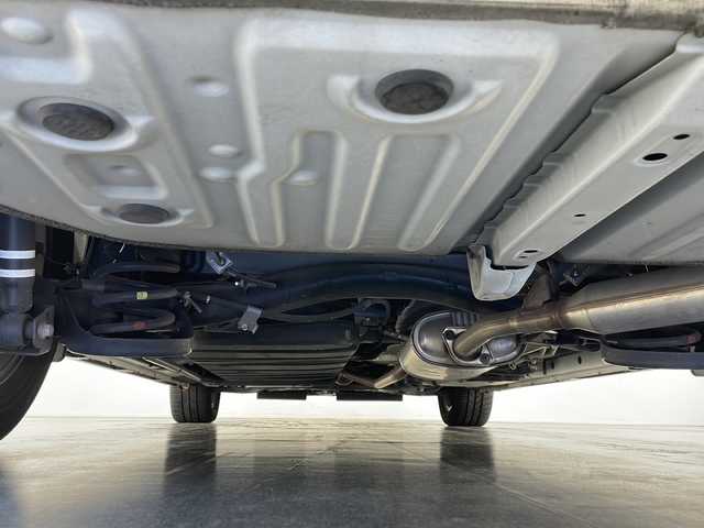 トヨタ ヴォクシー ハイブリッド ZS 煌Ⅱ 長野県 2019(令1)年 5.3万km ホワイトパールクリスタルシャイン 純正10インチSDナビ&フルセグTV&CD&DVD&BT/純正12.1インチフリップダウンモニター/フロント・リアTRDエアロ/クルーズコントロール/レーンディパーチャーアラート/プリクラッシュセーフティ/パーキングサポートブレーキ/コーナーセンサー/オートマチックハイビーム/先行車発進告知/両側パワースライドドア/前席シートヒーター/ステアリングスイッチ/ウォークスルー/2列目サンシェード/バックカメラ/ビルトインETC2.0/LEDヘッドライト/オートライト/フロントフォグランプ/電動格納ミラー/ウィンカーミラー/純正16インチAW装着/純正フロアマット/純正ドアバイザー/プッシュスタート/スマートキー/ナビ取扱説明書