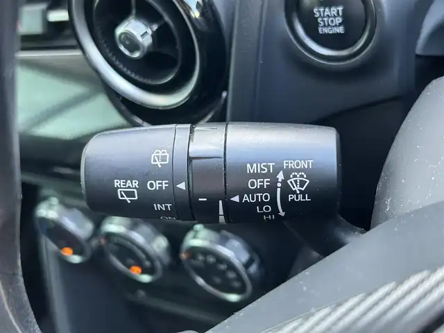 マツダ デミオ 13S 島根県 2015(平27)年 6万km チタニウムフラッシュマイカ 登録時走行距離59504km/純正ナビ（Bluetooth/AM/FM）/CD/DVDプレイヤー/地上デジタルTVチューナー(フルセグ)/バックカメラ/LEDヘッドランプ/オートライトシステム/フルオートエアコン/i-stop機能/ETC/ステアリングスイッチ/横滑り防止装置/衝突被害軽減ブレーキ/15インチ社外AW/ドアバイザー/プッシュスタート/スマートキー(スペアキー×1)