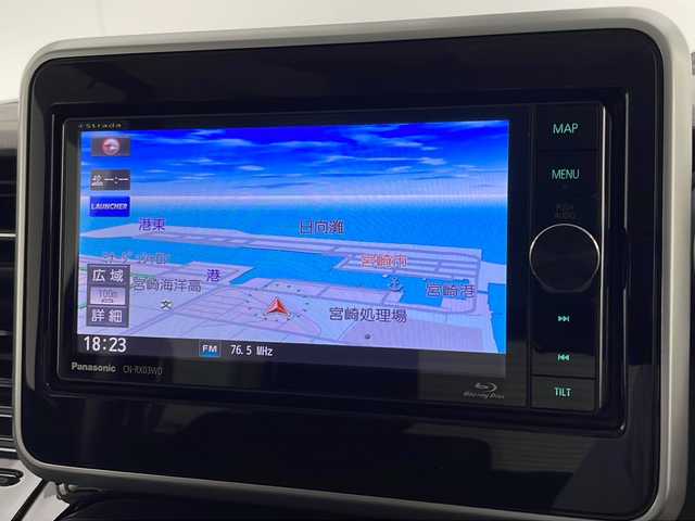 スズキ スペーシア カスタム HYBRID XS ターボ 宮崎県 2018(平30)年 5.5万km フェニックスレッドパール/ブルーイッシュブラックパール SUZKUKI Safety Support/〇デュアルカメラブレーキサポート/〇誤発進抑制機能（前方・後方）/〇後退時ブレーキサポート/〇車線逸脱警報機能/〇車線逸脱抑制機能/〇ふらつき警報機能/〇標識認識機能/〇オートマチックハイビーム/〇コーナーセンサー/社外7インチSDナビ/CD/DVD/Blu-ray/Bluetooth/両側パワースライドドア/クルーズコントロール/パドルシフト/ハーフレザーシート/シートヒーター/LEDヘッドライト/アイドリングストップ/ETC/純正15インチAW/スマートキー×2