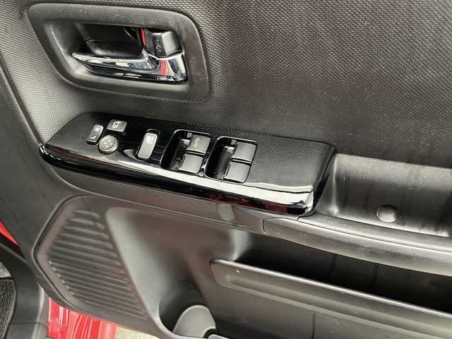 スズキ スペーシア カスタム HYBRID XS ターボ 宮崎県 2018(平30)年 5.5万km フェニックスレッドパール/ブルーイッシュブラックパール SUZKUKI Safety Support/〇デュアルカメラブレーキサポート/〇誤発進抑制機能（前方・後方）/〇後退時ブレーキサポート/〇車線逸脱警報機能/〇車線逸脱抑制機能/〇ふらつき警報機能/〇標識認識機能/〇オートマチックハイビーム/〇コーナーセンサー/社外7インチSDナビ/CD/DVD/Blu-ray/Bluetooth/両側パワースライドドア/クルーズコントロール/パドルシフト/ハーフレザーシート/シートヒーター/LEDヘッドライト/アイドリングストップ/ETC/純正15インチAW/スマートキー×2