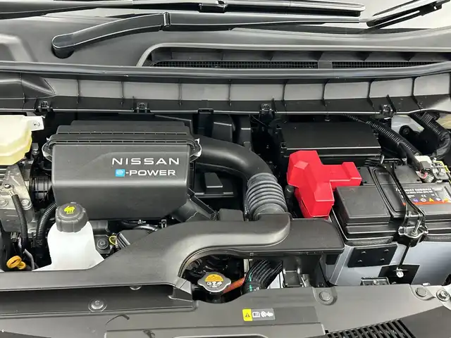 日産 セレナ e－パワー ハイウェイスター V 三重県 2025(令7)年 0.1千km プリズムホワイト 純正12.3インチナビ/フルセグ/HDMI/インテリジェントアラウンドビューモニター/インテリジェントルームミラー/ワイヤレス充電器/ETC2.0/ドライブレコーダー（前後セット）/プロパイロット/レーダークルーズコントロール/衝突軽減ブレーキ/レーンキープアシスト/ブラインドスポットモニター/コーナーセンサー/オートハイビーム/純正16インチAW/両側パワースライドドア/スマートキー２