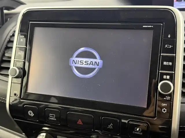 日産 セレナ e－パワー ハイウェイスター V 埼玉県 2018(平30)年 4.2万km ブリリアントホワイトパール 純９型ナビ　プロパイロット　フリップダウンモニター　全方位　温シート　液晶ミラー　両側電動　ETC　ドライブレコーダー　ハンドルヒーター　衝突被害軽減　レーダークルーズコントロール　コーナーセンサー