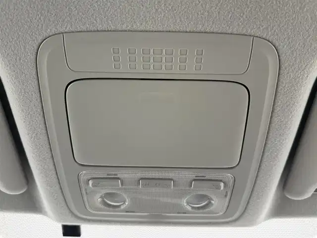 トヨタ ノア Si 愛知県 2014(平26)年 7.7万km ホワイトパールクリスタルシャイン 純正9インチナビ/　　CD/DVD/BT/フルセグ/バックカメラ/ビルトインETC/革巻きステアリング/ステアリングリモコン/アイドリングストップ/後席フリップダウンモニター/キャプテンシート/両側パワースライドドア/純正LEDヘッドライト/フォグランプ/純正16インチアルミホイール/取扱説明書/保証書
