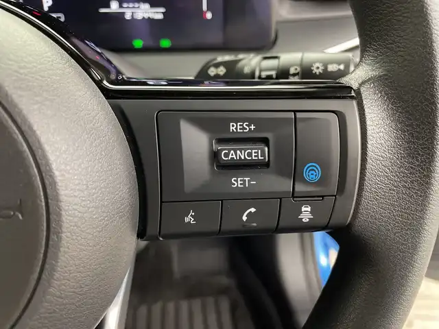 日産 ノート X 鹿児島県 2021(令3)年 2.2万km 青Ⅱ ワンオーナー/純正９型ナビ/（AM/FM/CD/DVD/Bluetooth）/プロパイロット/アラウンドビューモニター/ブラインドスポットモニター/インテリジェントルームミラー/ETC2.0/ドライブレコーダー/コーナーセンサー/レーンキープアシスト/盗難防止装置/オートライト/LEDヘッドライト/衝突被害軽減システム/純正ドアバイザー