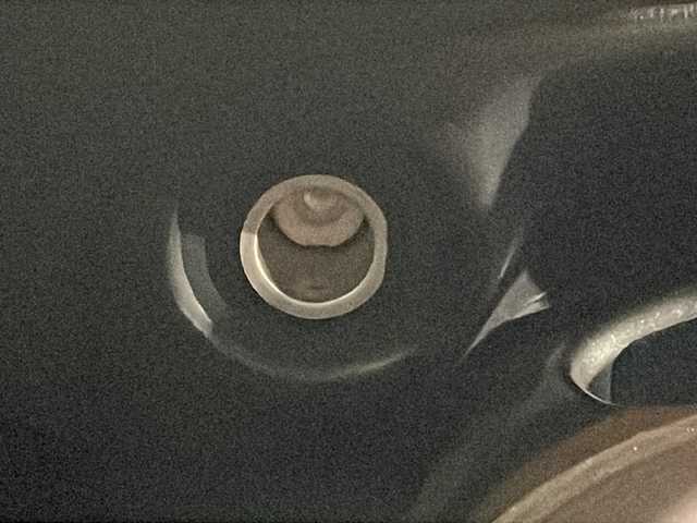 日産 ジューク 15RS 島根県 2015(平27)年 8.5万km サンライトイエロー 社外7インチメモリナビゲーション(AVIC-RZ03)/フルセグ CD DVD SD ラジオ/ETC/アイドリングストップ/電動格納ミラー/シートリフター/ヘッドライトレベライザー