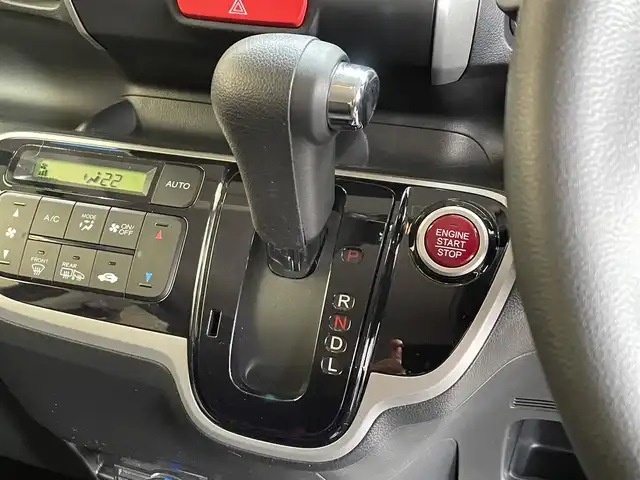 ホンダ Ｎ ＢＯＸ G SSパッケージ 岩手県 2013(平25)年 9.6万km プレミアムディープロッソパール ４WD/両側パワースライドドア/横滑り防止装置/アイドリングストップ/ヒーテッドドアミラー/運転席ハイトアジャスター/ヘッドライトレベライザー/ベンチシート/チップアップリアシート/ETC/エンジンスターター/スマートキーシステム/14インチアルミホイール