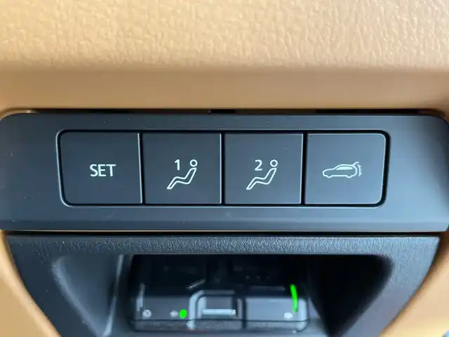 マツダ ＣＸ－６０ XD HV プレミアムスポーツ 栃木県 2022(令4)年 1.5万km ソウルレッドクリスタルM ディーゼル/ターボ/４WD/メモリーナビ/（Bluetooth/USB/フルセグTV）/ＢＯＳＥサウンド/全方位カメラ/衝突軽減ブレーキ/ETC/前後ドライブレコーダー/前後コーナーセンサー/ハーフレザーシート/メモリーパワーシート/シートヒーター/シートエアコン/オートライト/LEDヘッドライト/横滑り防止装置/フォグランプ/パドルシフト/プッシュスタート/スマートキー/電動格納ミラー/電動リヤゲート/純正アルミホイール/純正フロアマット