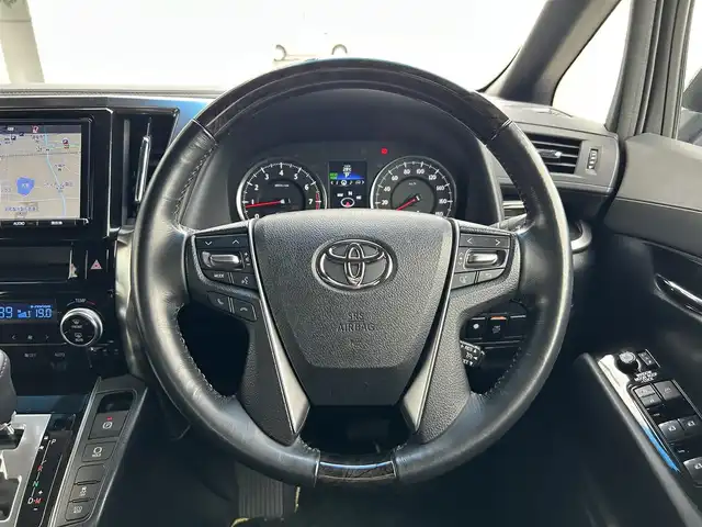 トヨタ ヴェルファイア Z Aエディション ゴールデンアイズ 静岡県 2017(平29)年 3.4万km ブラック 特別仕様車/純正9インチSDメモリーナビ/（CD/DVD/AM/FM/Bluetoooth）/フリップダウンモニター/両側電動スライドドア/ツインサンルーフ/バックカメラ/ETC/オートライト/ハーフレザーシート/電動リアゲート/追従クルコン/スマートキー/純正18AW