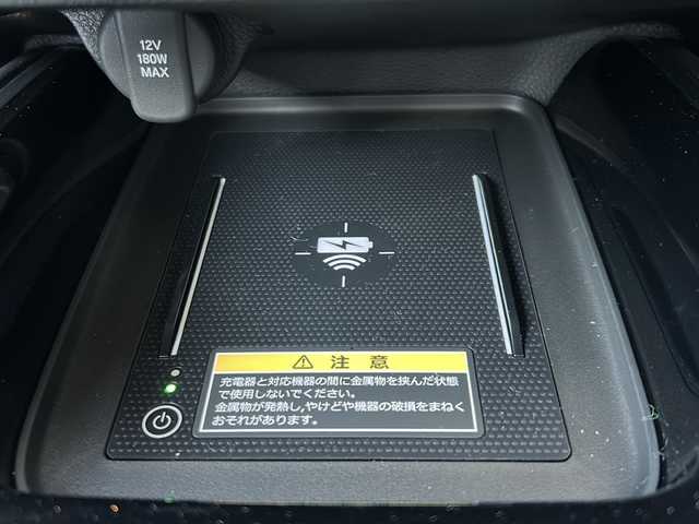 ホンダ ヴェゼル ハイブリッド e:HEV Z 山形県 2025(令7)年 0.1千km プラチナホワイトパール 4WD/ホンダセンシング/レーダークルーズコントロール/BSM/寒冷地仕様/前後コーナーセンサー/電動リアゲート/バックカメラ/純正コネクトディスプレイオーディオ/LEDオートライト/フォグランプ/オートマチックハイビーム/ハーフレザーシート/DN席シートヒーター/ステアリングスイッチ/ステアリングヒーター/パドルシフト/電動パーキングブレーキ/オートブレーキホールド/置くだけ充電/ビルトインETC2.0/純正AW/電動格納ウィンカーミラー/スマートキー