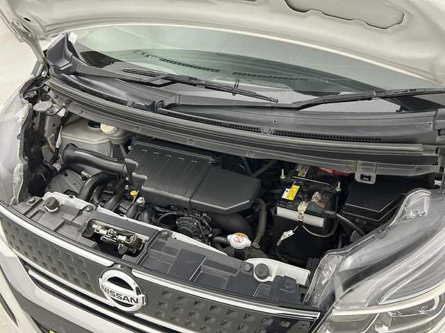 日産 デイズ ルークス ハイウェイスター Gターボ 宮城県 2020(令2)年 7.2万km ホワイトパール 禁煙車/アラウンドビューモニター/エマージェンシーブレーキ/インテリジェントクルーズコントロール/車線逸脱警報/ハイビームアシスト/純正7型SDナビ/・BT/CD/DVD/iPod/フルセグTV（走行視聴可能）/ETC/ドライブレコーダー/プッシュスタート/スマートキー/スペアキー/ステアリングスイッチ/サンシェード/シートバックテーブル/社外フロアマット/純正15インチアルミホイール/純正ドアバイザー/冬タイヤ積み込み（155/65R14）/社外アルミホイール付き/LEDヘッドライト/フォグランプ/アイドリングストップ/横滑り防止装置